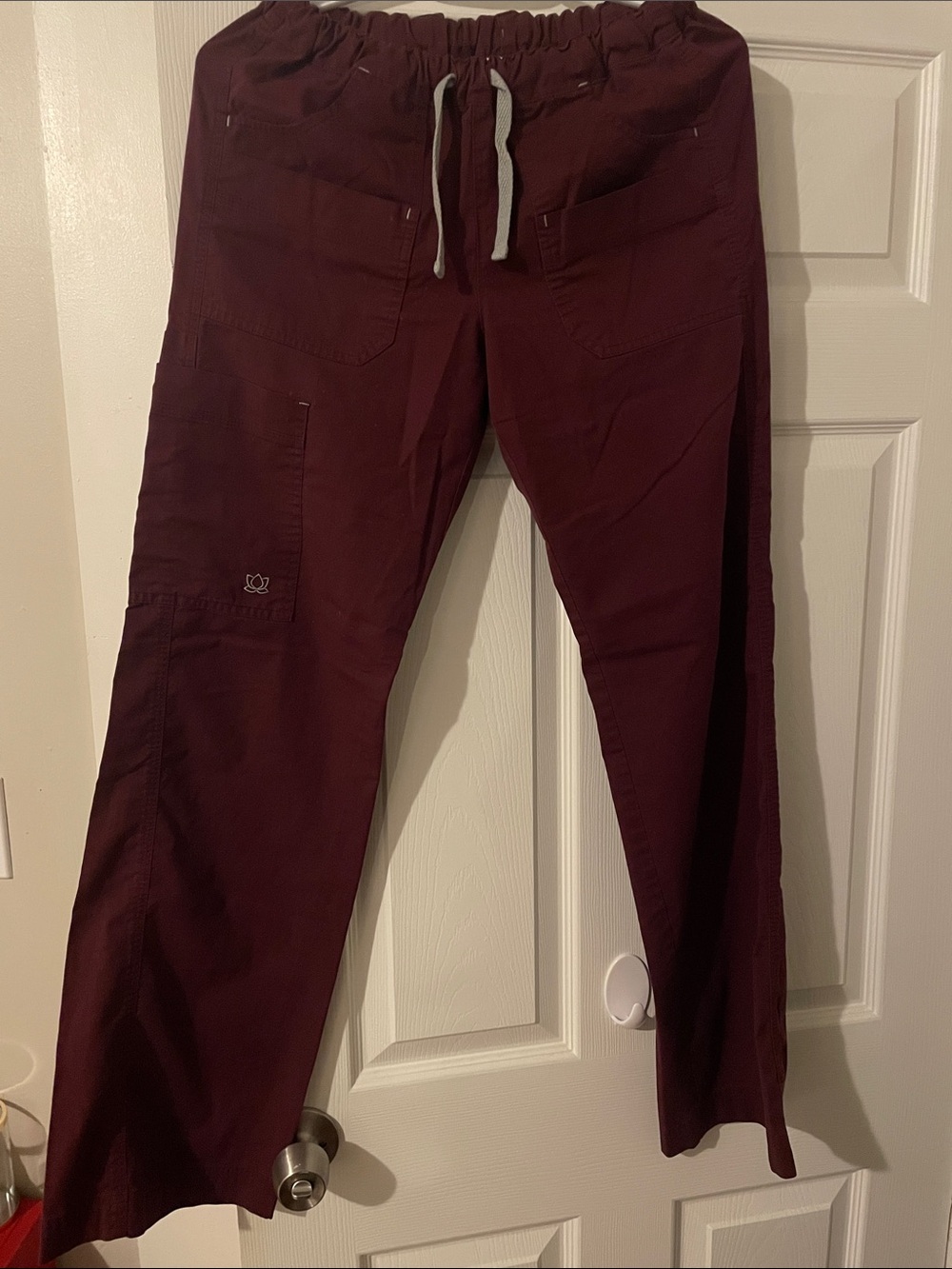 Koi brand Women’s scrubs size Extra Small-Tall